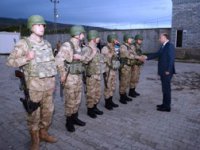 VALİ AZİZOĞLU ASKERLERLE BİRLİKTE İFTAR AÇTI