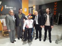 ŞAMPİYON ALTINLA ÖDÜLLENDİRİLDİ