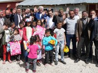 BAŞKAN ÖZ: “DADAŞLAR 24 HAZİRAN’DA YEDİ DÜVELE DEMOKRASİ DERSİ VERECEK”