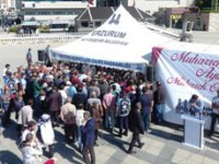 BÜYÜKŞEHİR’DEN 5 BİN KİŞİYE AŞURE İKRAMI