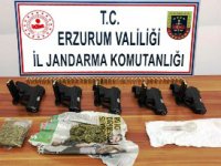 Erzurum’da 5 adet ruhsatsız tabanca ele geçirildi