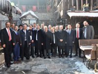 Rektör Prof. Dr. Çomaklı ile Başkan Oral kahvaltılı toplantıda bir araya geldi