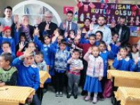TYB Erzurum Şubesi 2. kitaplığı Yağmurcuk İlkokulu'na kurdu