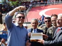 Vali Memiş, Kırdağ Karakucak güreş etkinliğine katıldı