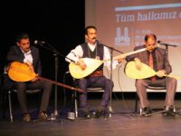 Ozanlar ‘Cumhuriyet’ için söyledi