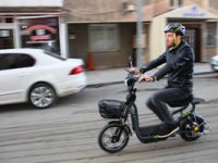 Bu motor kask takılmadan çalışmıyor