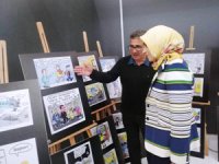 Karikatür sergisi İstanbul turnesinde