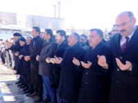 Erzurumlu Rektörü Prof. Dr. Karabulut’un kayınvalidesi toprağa verildi