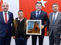 Vali Memiş muhtarları dinledi, Down Sendromlu Kadir not aldı