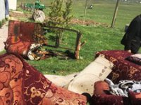 Mum evi yaktı, komşuların dikkati faciayı önledi