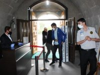 Kitaplar okuyucularıyla buluştu
