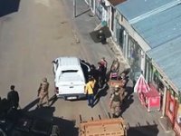 Jandarmadan HDP Karayazı İlçe binası dahil 11 adrese eş zamanlı operasyon