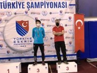 Eskrim Türkiye Şampiyonasında Erzurum’a altın ve bronz madalya