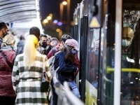 Hafta içi ve hafta sonu sokağa çıkma yasağı! Otobüse, minibüse, metrobüse binemeyecekler...