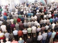 Erzurum'da camiler haricinde cuma namazı kılınacak alternatif mekanlar tespit edildi.