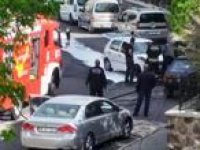 İşe gitmek için çalıştırdığı aracı bir anda alev aldı