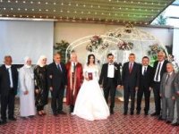 Tanfer ailesinin mutlu günü