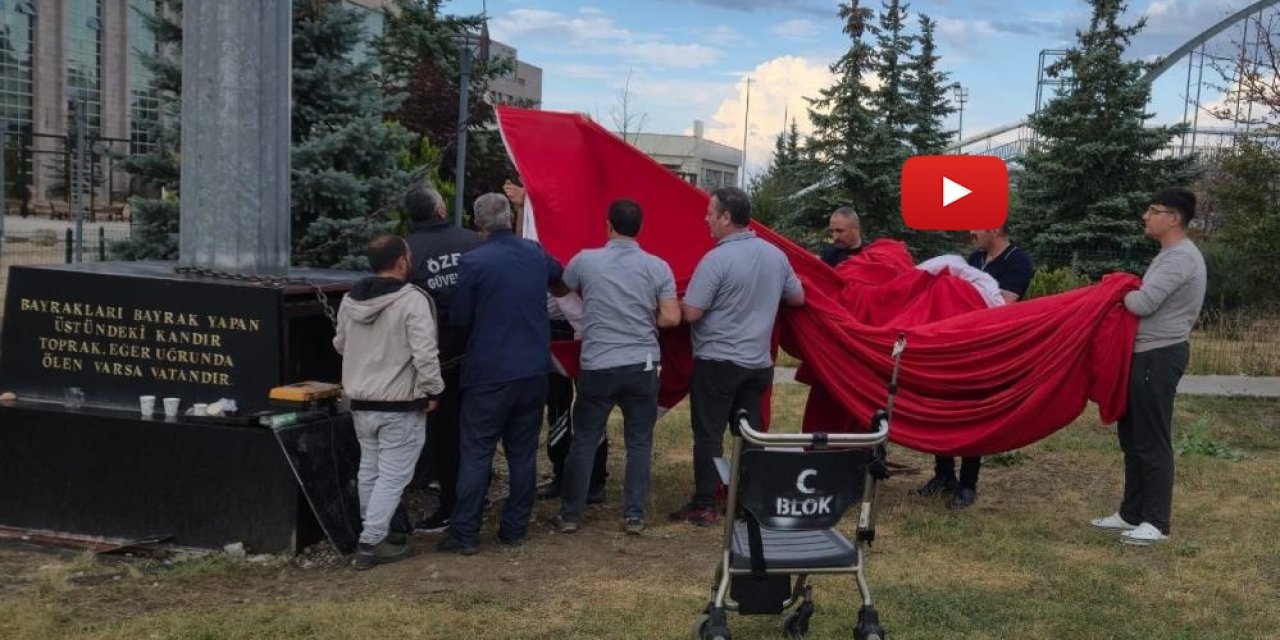 Erzurum’da yürekleri ısıtan görüntüler! Dev Türk bayrağı için herkes seferber oldu
