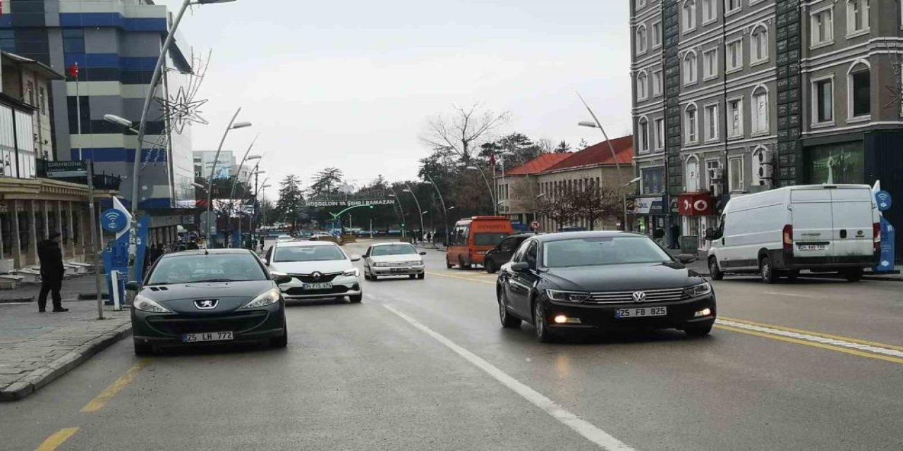 Erzurum’da araç piyasası hareketlendi! Temmuz ayında 4 bin 50 araç el değiştirdi