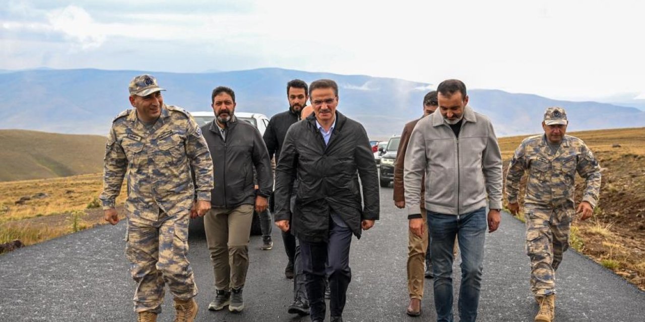 Erzurum’da 3 bin 216 metre rakımda yol çalışması! 45 milyon liralık yatırım