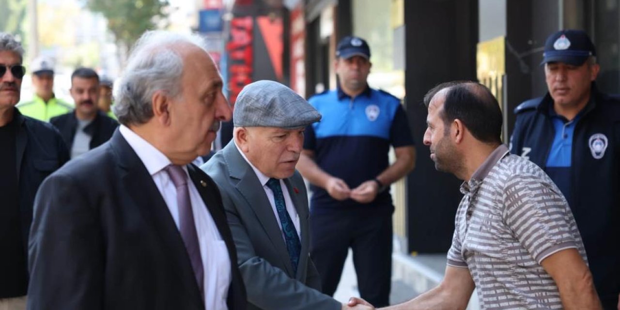 Mumcu Camii’nde çalışmalar hızlandı! Başkan Sekmen inşaat alanında inceleme yaptı