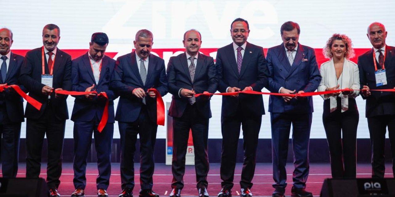 Raftan cep telefonuna, oradan algoritmalara! Perakende Zirvesi 2026’da geleceğin ticareti konuşuldu