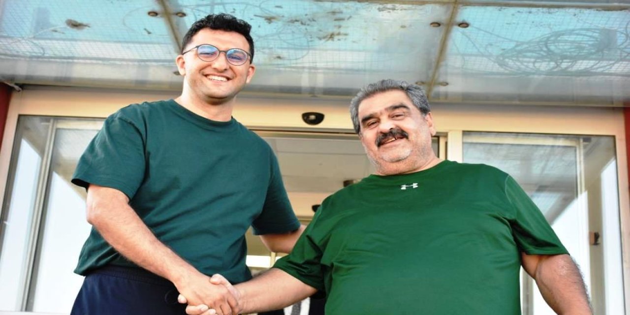 Erzurum basketbolunda 15 yıllık nöbet değişti! Cem Culfa görevini öğrencisi Ömer Uslu’ya devretti