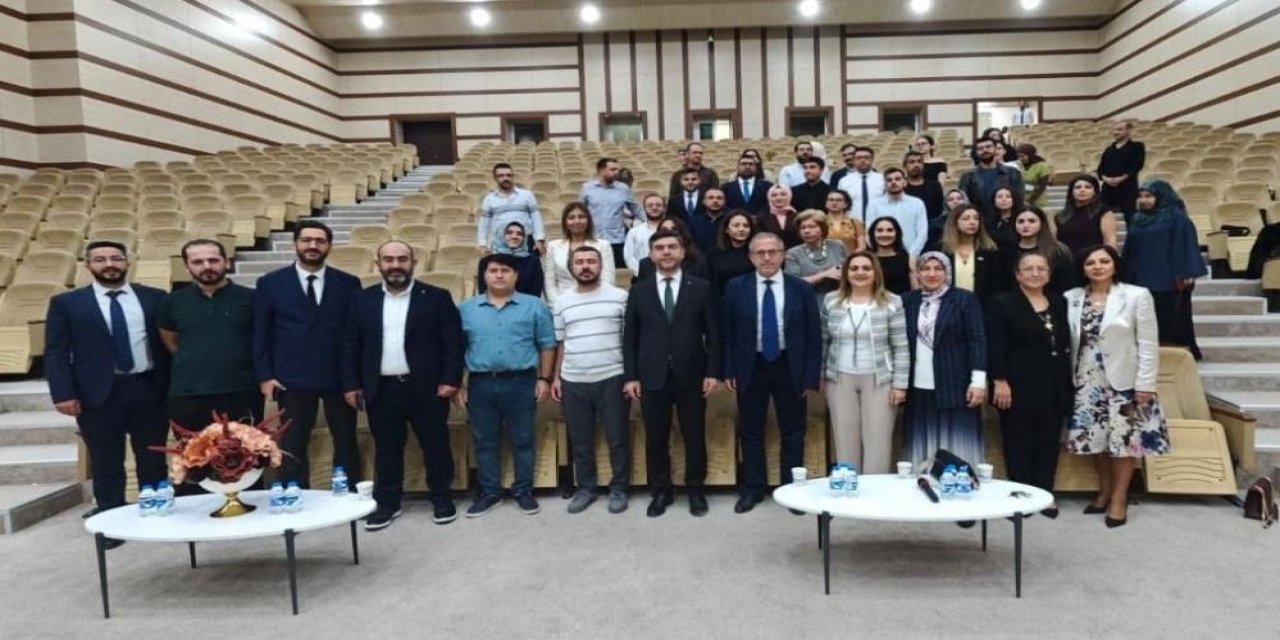 Erzurum’da gebelik sempozyumu: Anne ve bebek sağlığı için güncel yaklaşımlar ele alındı