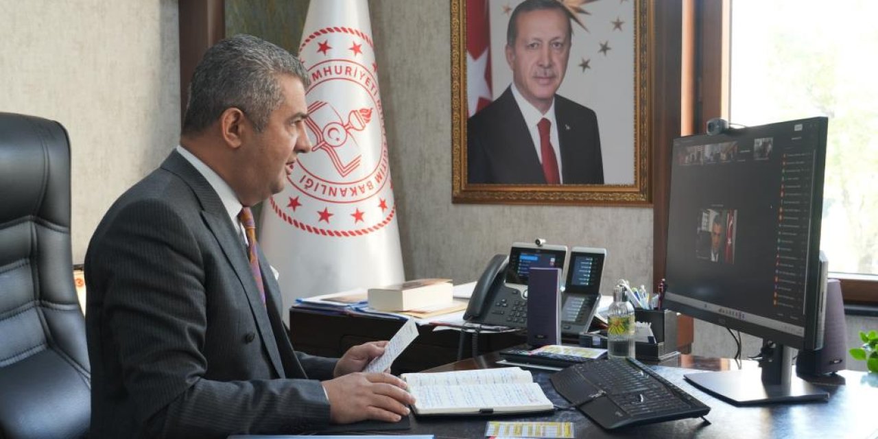 İl ve ilçe yöneticileri dijital toplantıda buluştu