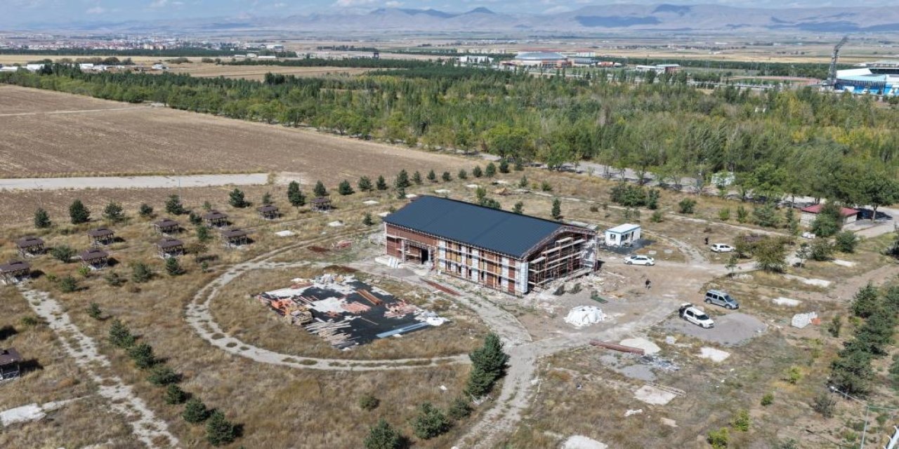 Atatürk Üniversitesi’nde Millî Teknoloji Atölyesi için geri sayım başladı