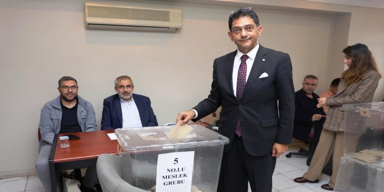 Hakan Oral yeniden başkan seçildi: Erzurum Ticaret Borsası’nda bir ilk