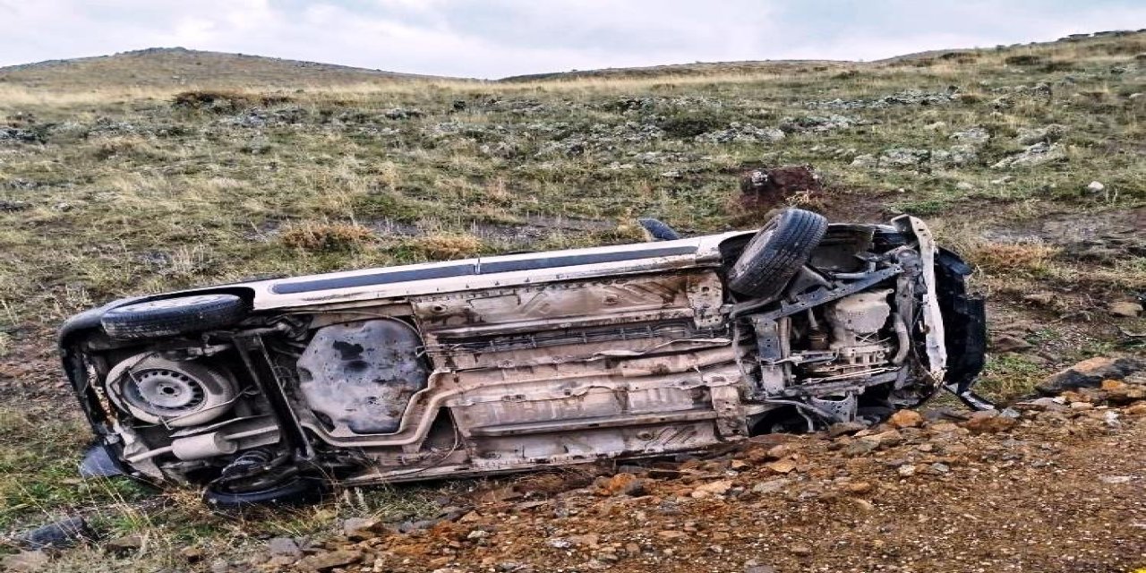 Yağmur kazaya neden oldu: Otomobil takla attı