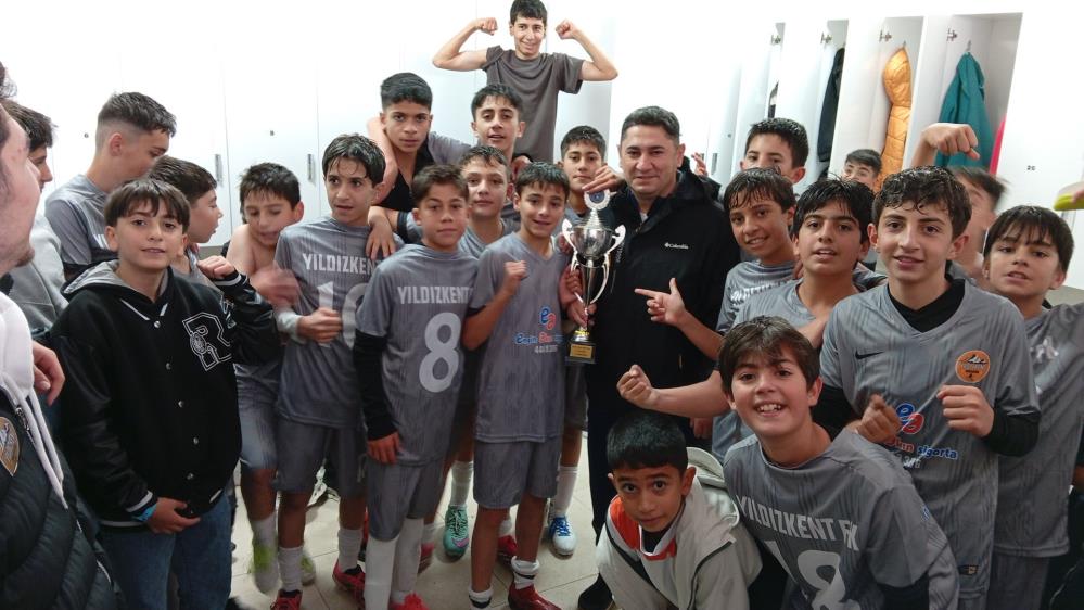 Erzurum U14 Futbol Ligi’nde Şampiyon Yıldızkentspor!