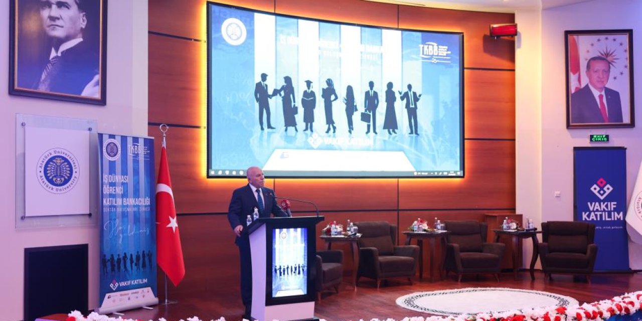 Başkan Sekmen’den gençlere iş hayatı ve kariyer tavsiyeleri