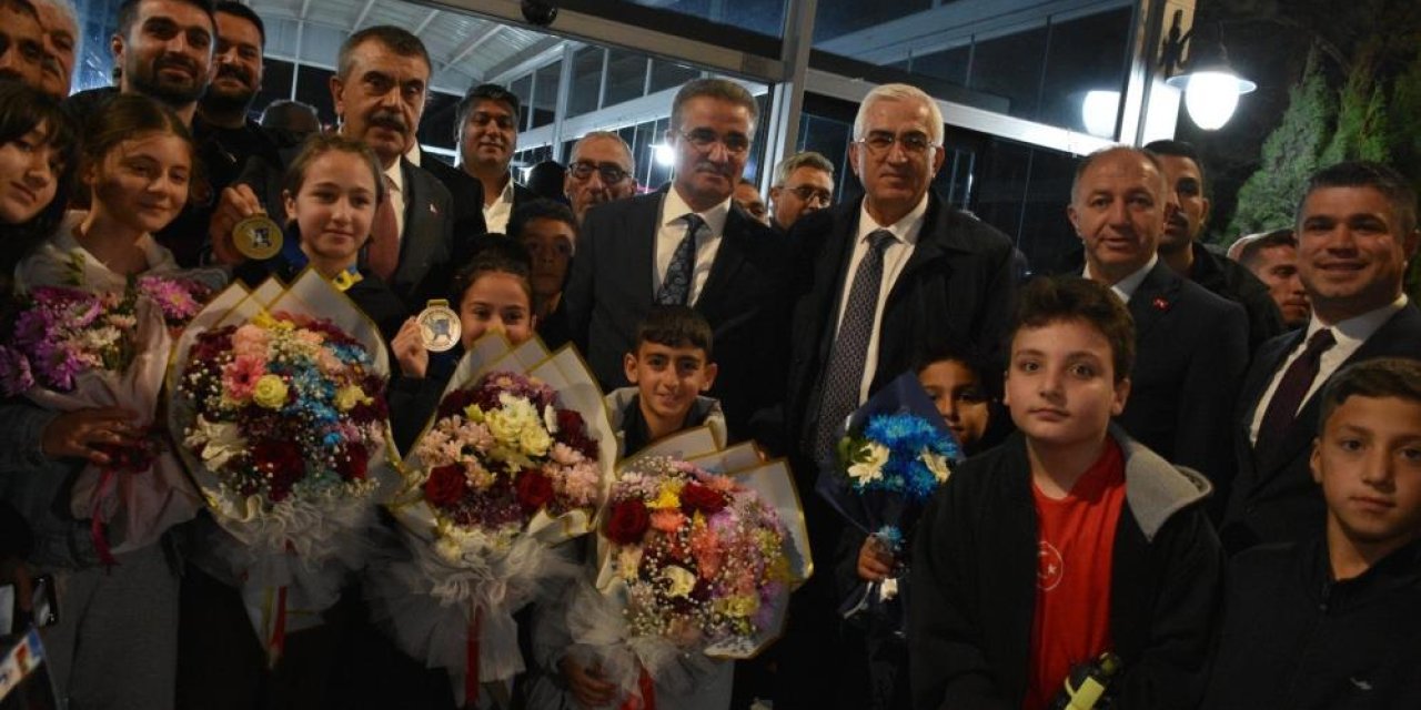 Erzurumlu iki judocu Balkan şampiyonu oldu: Şampiyonlara coşkulu karşılama