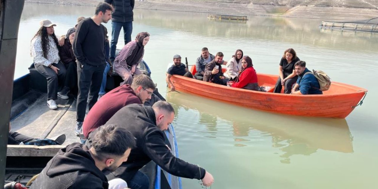 Erzurum’da öğrenciler Demirören Barajı’nda bilimsel araştırma yaptı