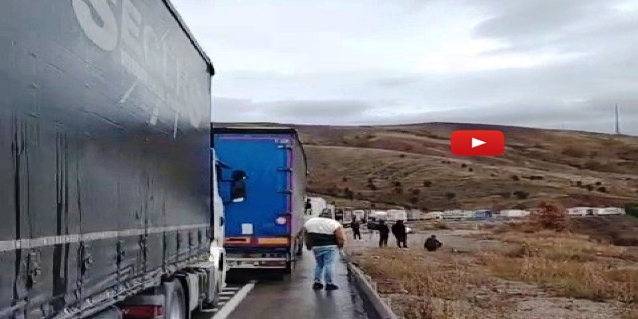 İki tır çarpıştı, Erzurum-Erzincan kara yolu trafiğe kapandı