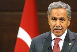 Bülent Arınç: Ortaöğretim yönetmeliğindeki 'başı açık' ifadesi çıkarıldı