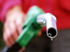 Yıldız: Benzin fiyatı 1-2 güne düşecek