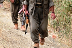 PKK telsizlerinde panik