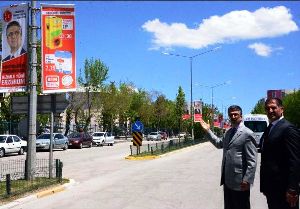 MHP'den Cumhurbaşkanı'nın Gelişi Nedeniyle Afişlerin KaldırılmasınaTepki