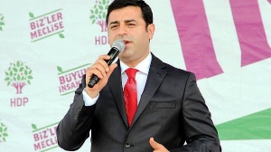 HDP Eş Başkanı Demirtaş Erzurum'da Konuştu