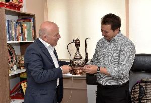 Büyükşehir Belediye Başkanı Mehmet Sekmen’den İha’ya Ziyaret…
