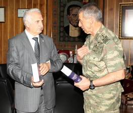 Jandarma Genel Komutanı Orgeneral Galip Mendi, Rektör Koçak’ı Ziyaret Etti