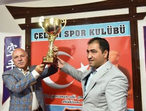 Başkan Sekmen’den, Karate’nin Oxfordu’na Övgü