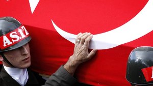 Diyarbakır'da PKK'lılar Bir Uzman Çavuşu Şehit Etti