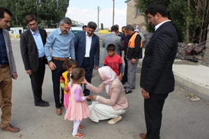 Vatandaştan Taşkesenloğlu'na sıcak ilgi