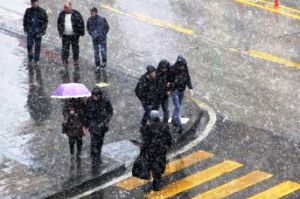 Erzurum'a Meteorolojiden Kar Uyarısı