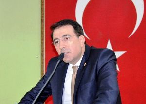 Aydemir ‘Akif’i Anlamayan Değerlerimizi De Anlamaz’