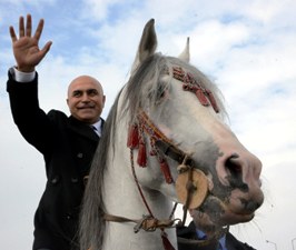 Ali Korkut, yılın en başarılı belediye başkanları arasında